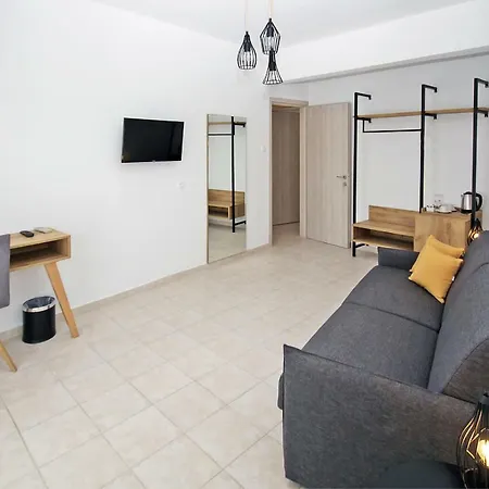 Aqua Marine 2 فندق *