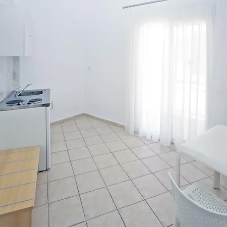 فندق Aqua Marine 2 *