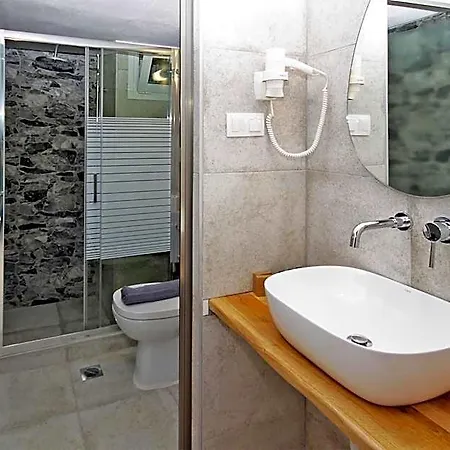 فندق Aqua Marine 2 *